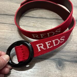 Cincinnati Reds needlepoint belt - size XS
